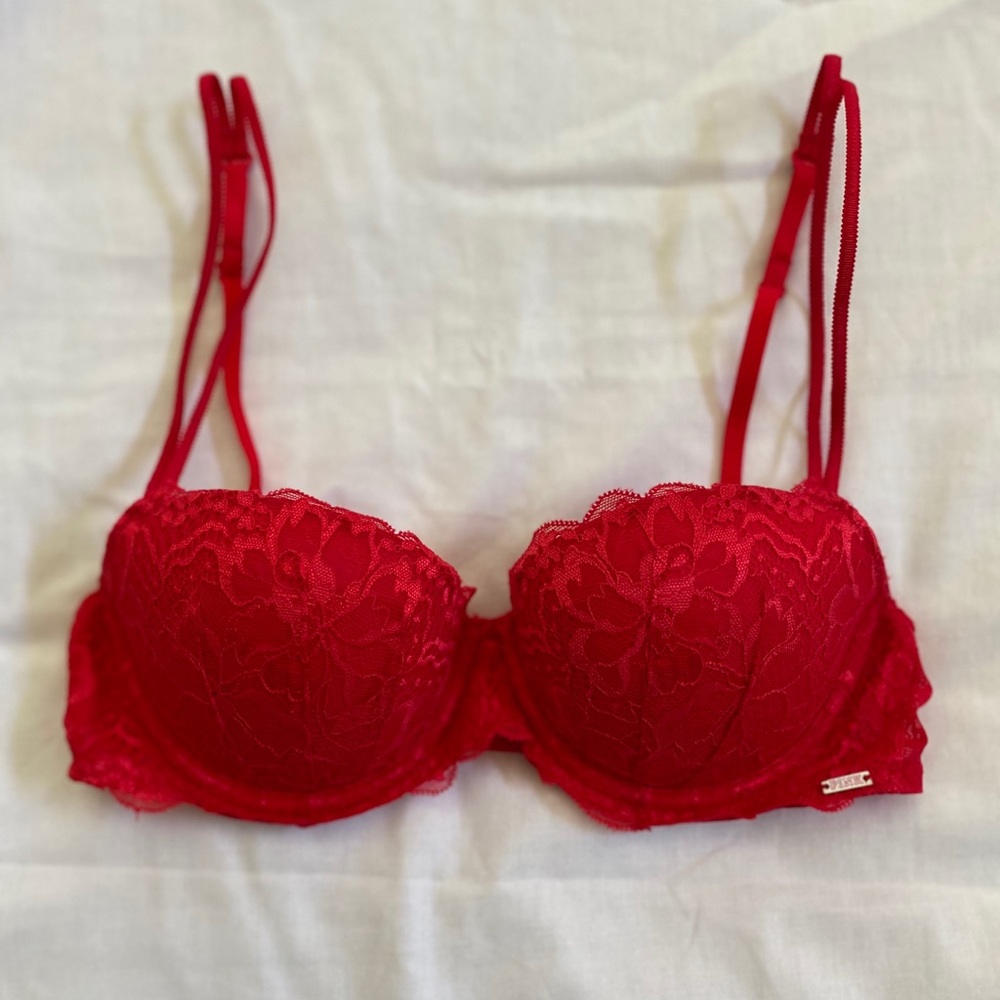 VS Pink date bra push up